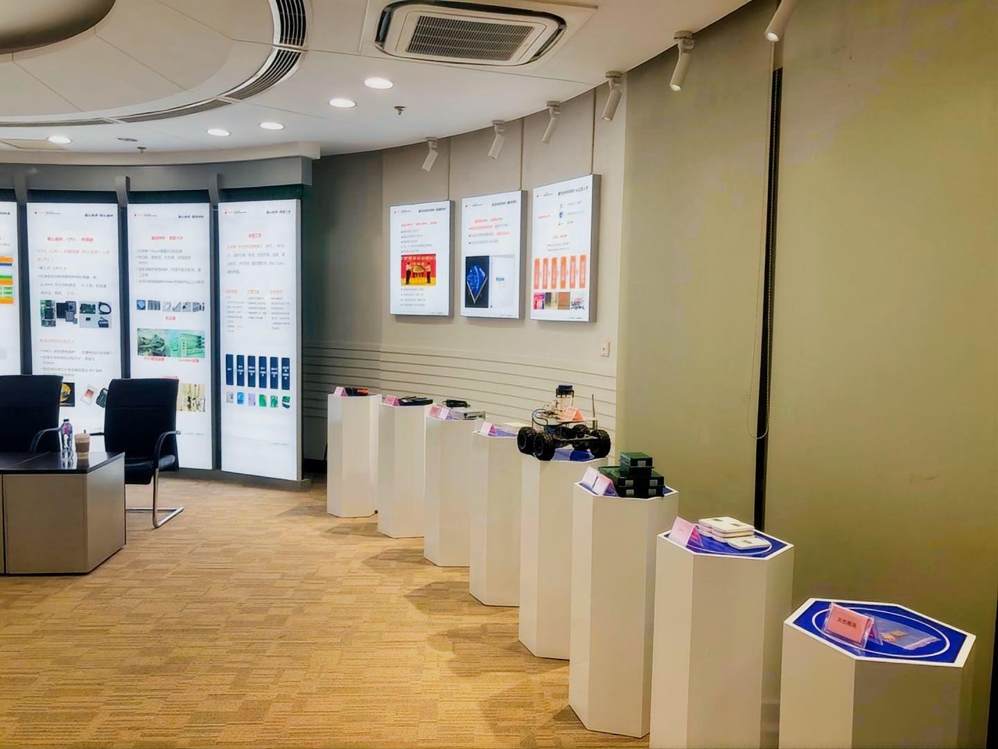  展会设计 / 导视系统 / 环艺可视化 / 企业软装设计（设计+执行）