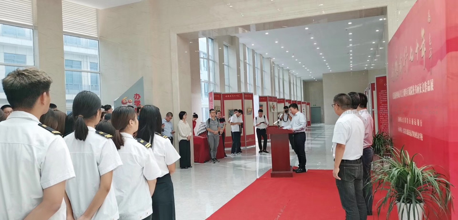 展会设计 / 导视系统 / 环艺可视化 / 企业软装设计（设计+执行）